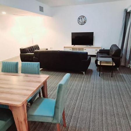 Havana Holiday Homes In Al Garhoud Dubaj Kültér fotó